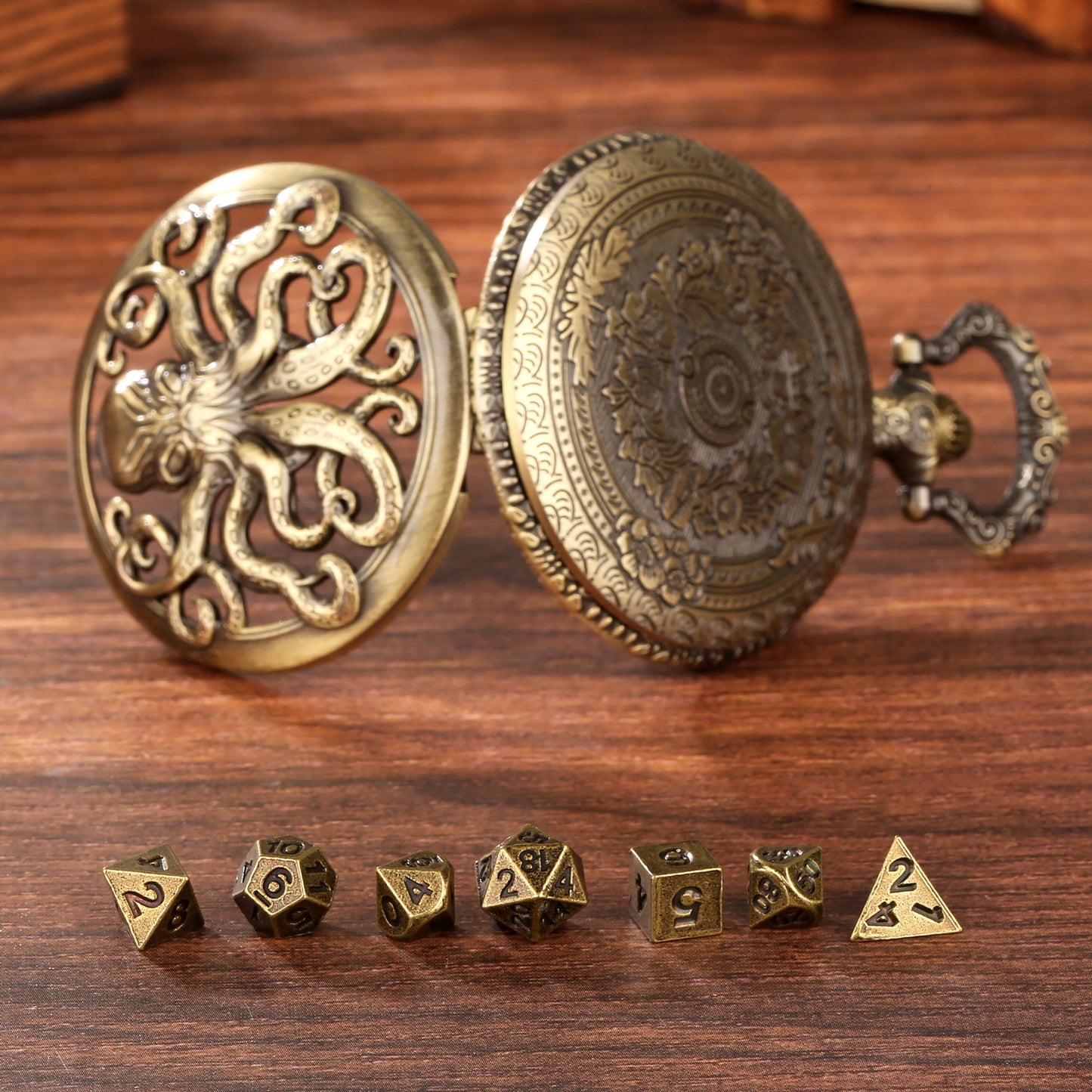 Octopus Pocket Watch Dice Set, Equipped With 7 Mini Polyhedral Metal Dice